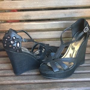 Glitter black wedge 🌹nwot🌹